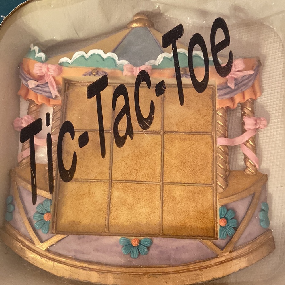 🥳HOST PICK🥳 NIB Vintage resin Tic-tac-toe merry go round game